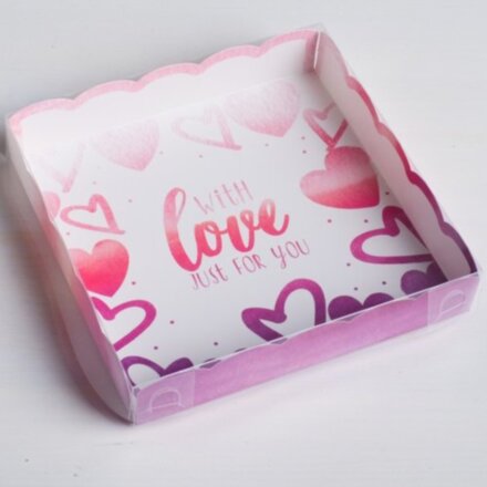 Коробка для кондитерских изделий с PVC-крышкой With love, 15 × 15 × 3 см