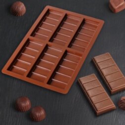 Форма для шоколада силиконовая «Плитка», 26×17×1,5 см, 6 ячеек (11,3×4,4 см), цвет шоколадный