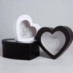 Коробока сердеце с PVC «Тебе от меня» 22 х 20 х 9 см