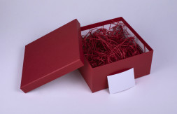Коробка подарочная квардрат 35*35*15 см