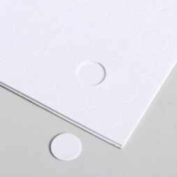 Клейкая лента двухсторонняя &quot;Круглый белый&quot; диаметр 1,5 см на листе 100 шт 20х18,5 см