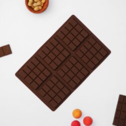 Форма для шоколада Доляна «Плитка», 27,2×17,6×1 см, 6 ячеек (7,5×7,5 см) , цвет коричневый