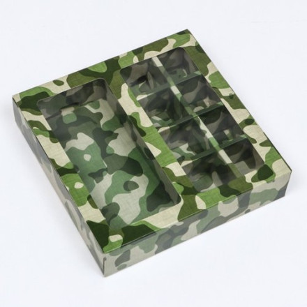 Коробка под 8 конфет + шоколад, с окном , &quot;Камуфляж&quot;, 17,7 х 17,85 х 3,85 см