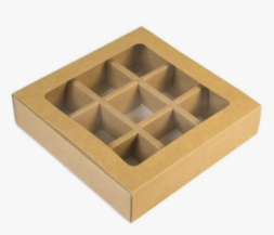 Коробка для конфект с вклеенным окном 155*155*30 мм. (9) (крафт)