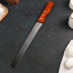 Нож для бисквита мелкие зубцы, рабочая поверхность 25 см, деревянная ручка