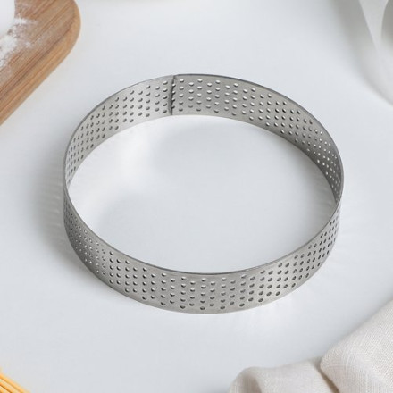 Форма перфорированная для выпечки «Круг», d=18 см